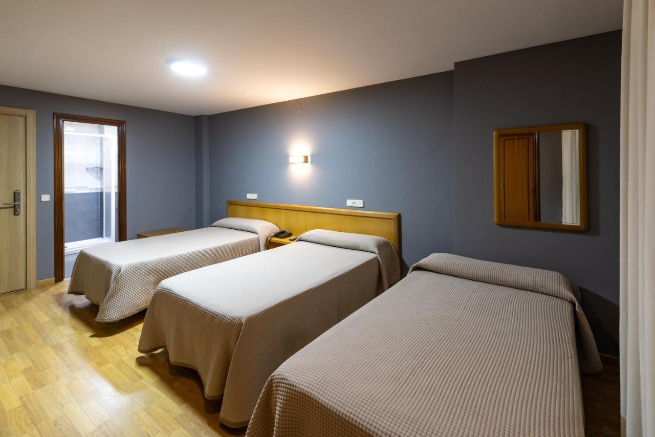 Triple Room,1481493794:JPEG